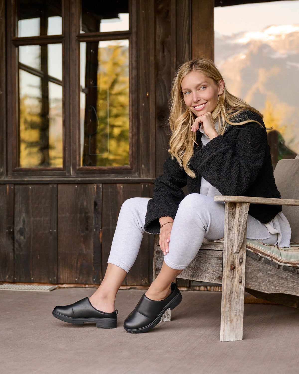 Vista Clog Metatarsal Black | ABEO Footwear