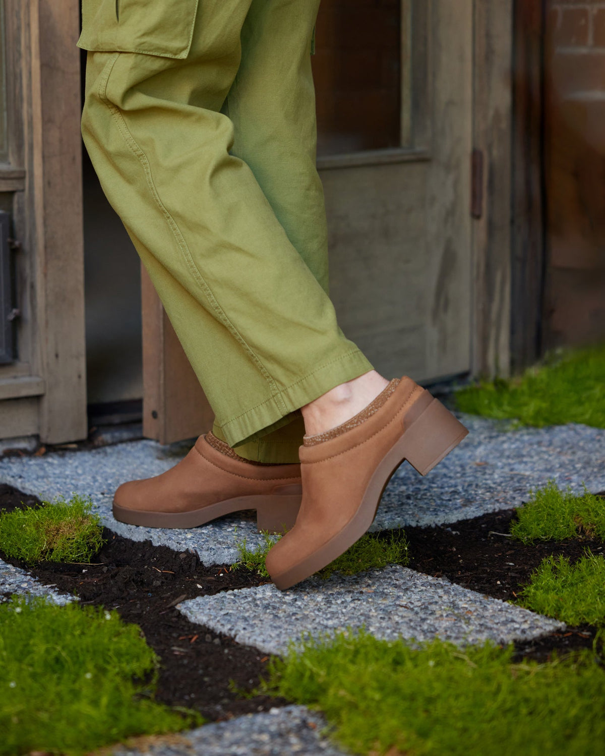 Capital Clog Light Tan | ABEO Footwear