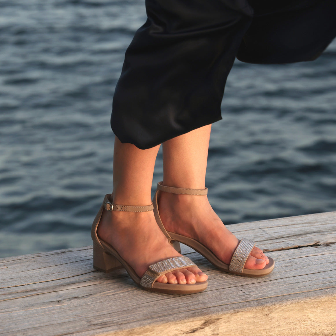 Avenue Strap Metatarsal Taupe Sparkle | ABEO Footwear