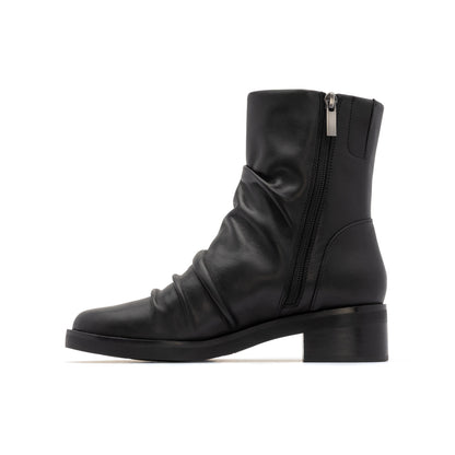 Traverse Scrunch Black | ABEO Footwear