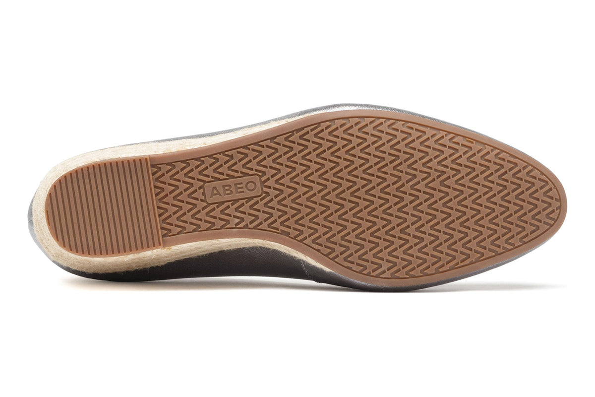 Quinn Metatarsal Pewter Metallic | ABEO Footwear