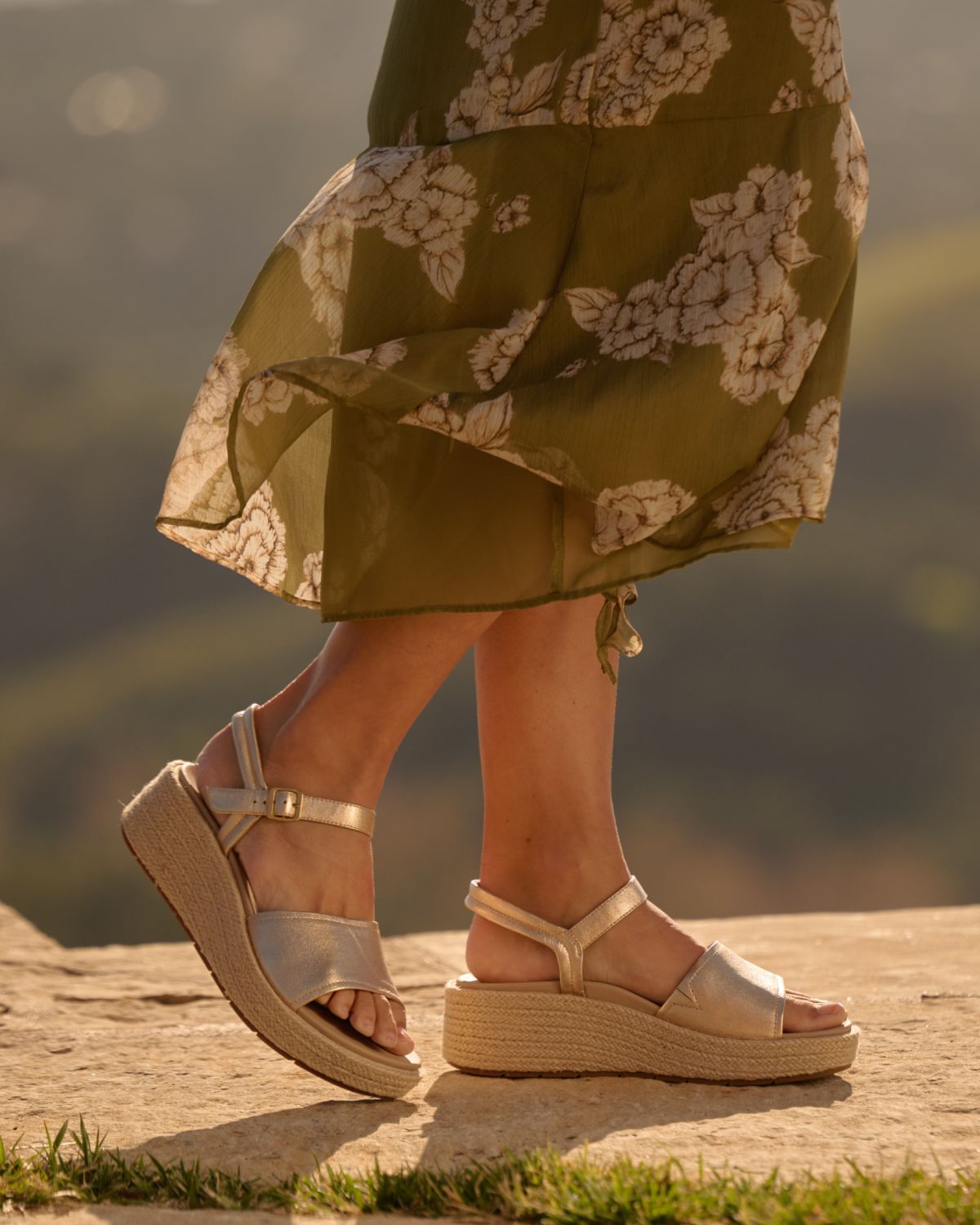 Solstice Buckle Sandal Light Gold Leather | ABEO Footwear